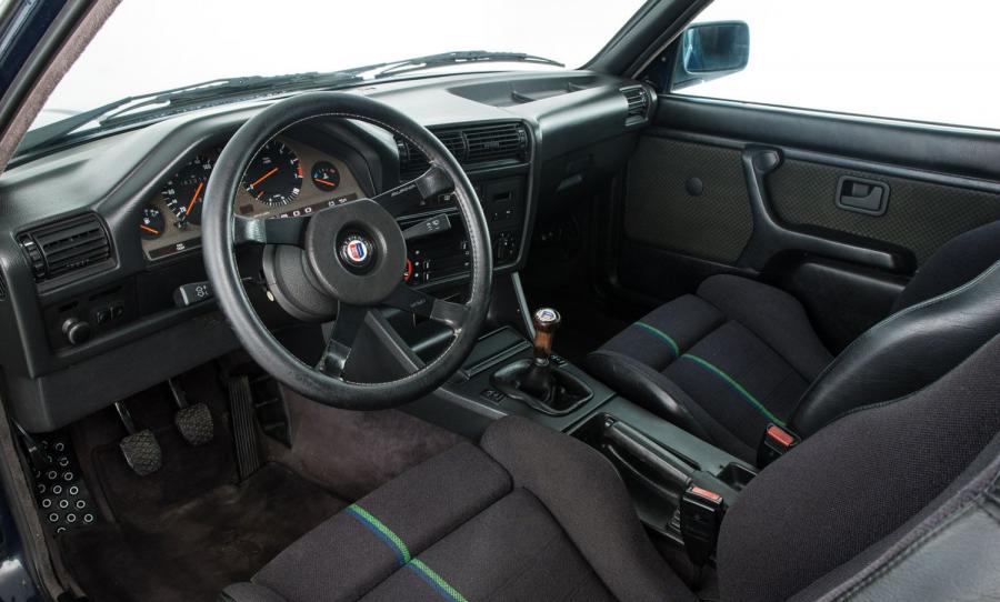 Интерьер Alpina C1 2.3 (E30) 1983 года  (WW) (фото 7 из 17)